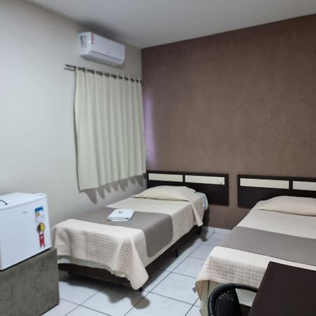 Hotel Itatiaia Tangará da Serra Buitenkant foto